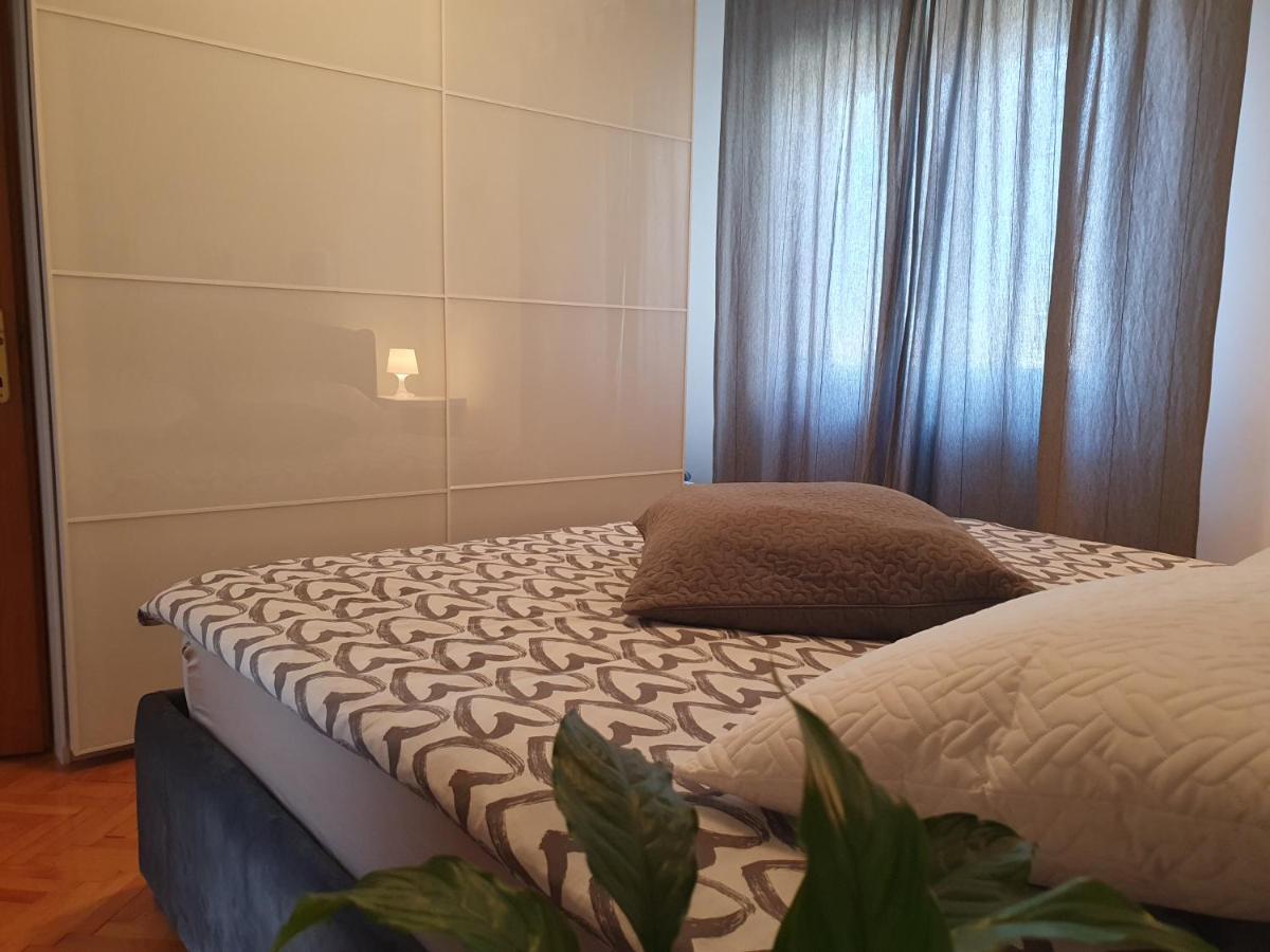New Comfortable App Dora Crikvenica Exteriör bild